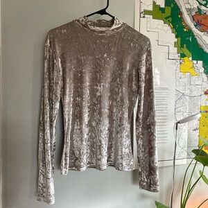 VTG The Limited Velvet Mock Neck